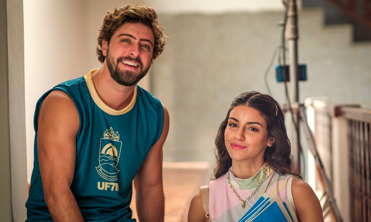 una-chica-comun-eike-isabela